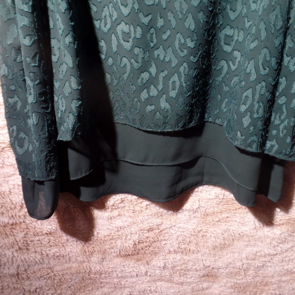 Apt 9 Hunter green lace layered back fold detail textured sleeveless top XL - Picture 3 of 5